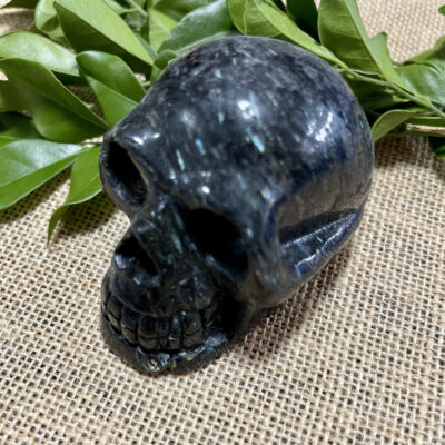Nuummite