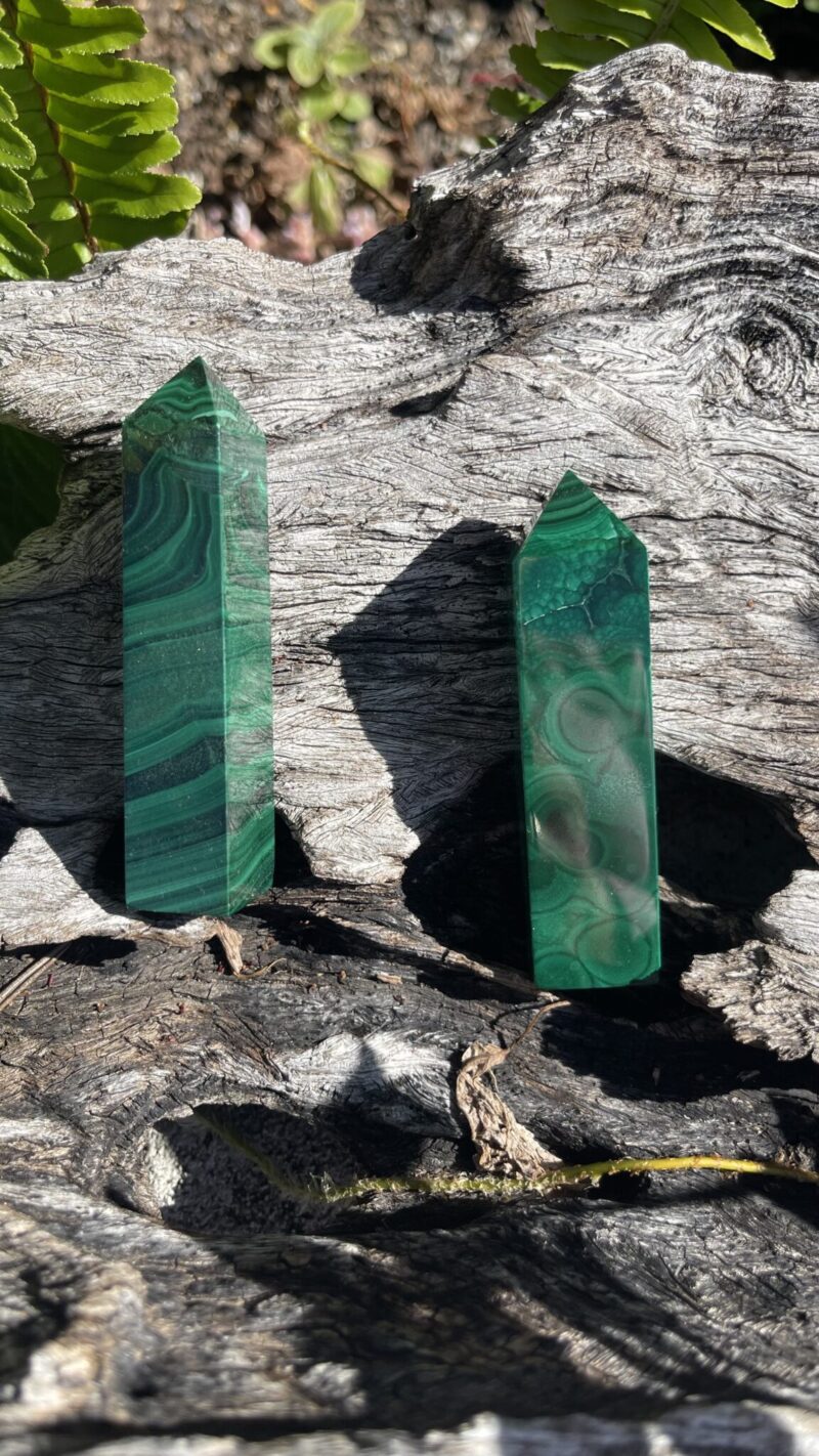 “Emerald Gate” – Malachite Tower Point 7.8cm
